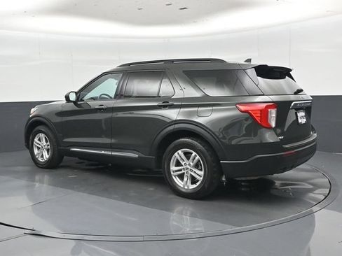 Used 2022 Ford Explorer XLT RWD image 8