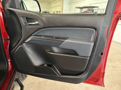 Used 2016 Chevrolet Colorado Z71 AWD/4WD image 46