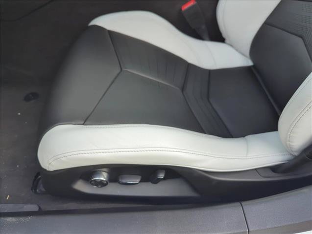 Used 2020 Chevrolet Corvette Stingray Premium Conv w/ 3LT Preferred Equipment Group RWD image 13
