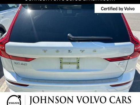 Used 2024 Volvo XC60 T8 Ultimate w/ Protection Package Premier AWD/4WD image 3