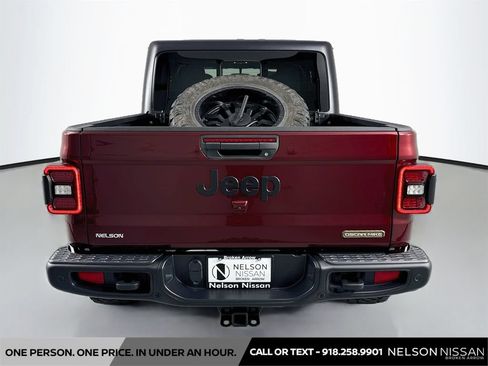 Used 2021 Jeep Gladiator Sport AWD/4WD image 6