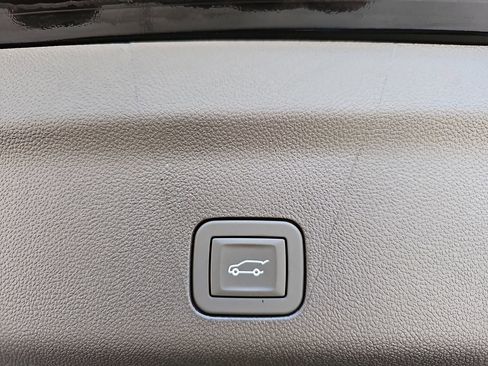 Used 2026 Cadillac Escalade Platinum Sport w/ LPO, ONYX Package AWD/4WD image 14