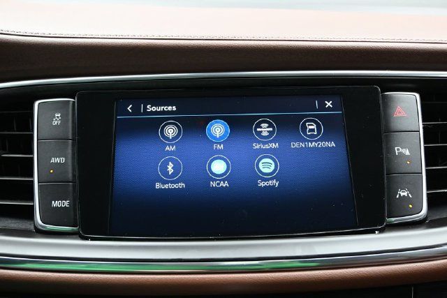 Used 2020 Buick Enclave Avenir w/ Avenir Technology Package AWD/4WD image 41