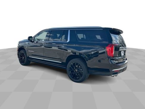 Certified 2022 GMC Yukon XL Denali AWD/4WD image 7