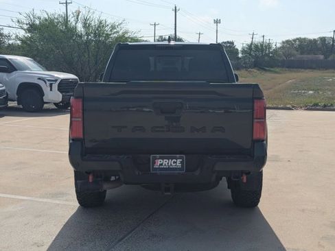 Used 2024 Toyota Tacoma TRD Off-Road w/ TRD Off Road Upgrade Package image 6