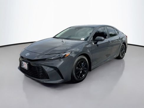Used 2025 Toyota Camry LE w/ Convenience Package AWD/4WD image 3