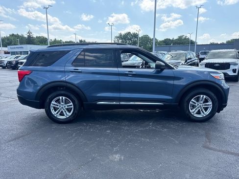Used 2020 Ford Explorer XLT w/ Comfort Package AWD/4WD image 6