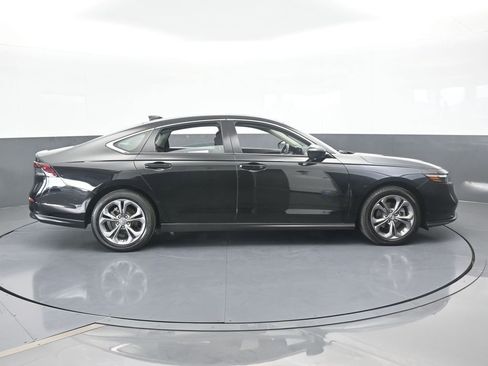 Used 2024 Honda Accord EX image 7