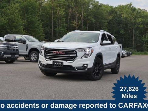 Used 2023 GMC Terrain SLT AWD/4WD image 1