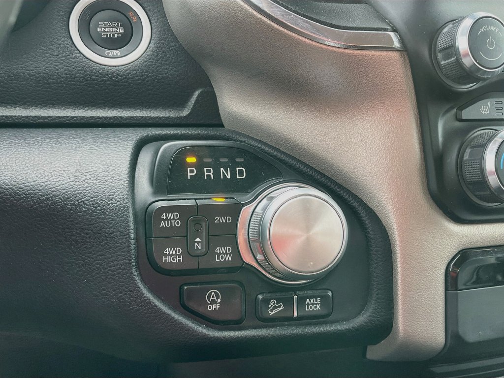 Used 2021 RAM 1500 Laramie w/ Off Road Group AWD/4WD image 16