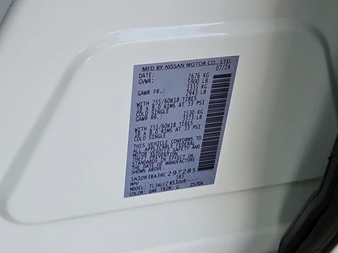 Used 2024 Nissan Pathfinder SV FWD image 24