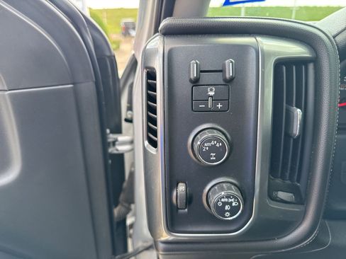 Used 2017 Chevrolet Silverado 1500 LTZ Z71 w/ Redline Edition AWD/4WD image 14