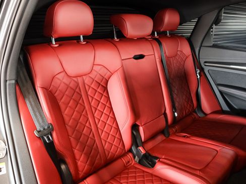 Used 2023 Audi SQ5 Premium Plus w/ Premium Plus Package AWD/4WD image 11