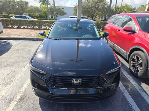 Certified 2023 Honda Accord LX image 2