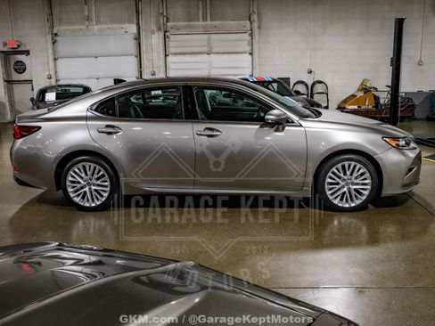 Used 2016 Lexus ES 350 image 10