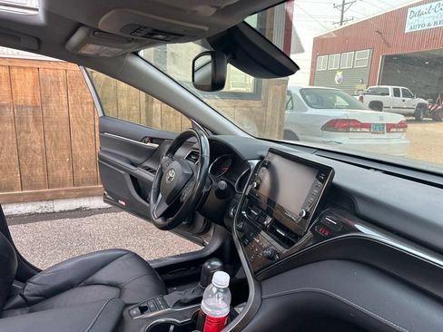 Used 2021 Toyota Camry XSE FWD image 27
