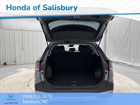 Used 2023 Kia Sportage EX image 11