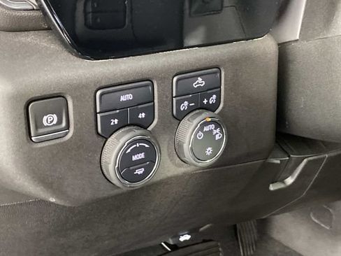 Used 2024 Chevrolet Silverado 1500 LT AWD/4WD image 14