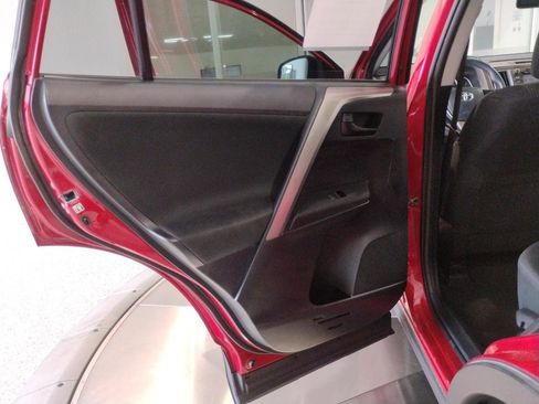 Used 2015 Toyota RAV4 LE FWD image 70