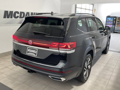 New 2026 Volkswagen Atlas SE image 6