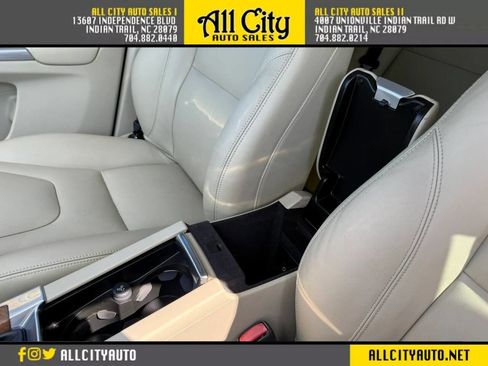 Used 2015 Volvo XC60 T5 Premier w/ Proximity Package FWD image 31