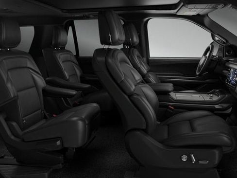 New 2026 Lincoln Navigator Reserve AWD/4WD image 28