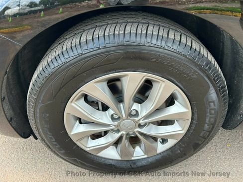 Used 2019 Kia Sedona L FWD image 56