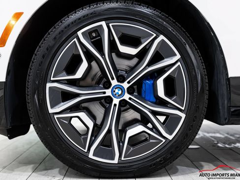 Used 2024 BMW iX xDrive50 w/ Premium Package AWD/4WD image 81