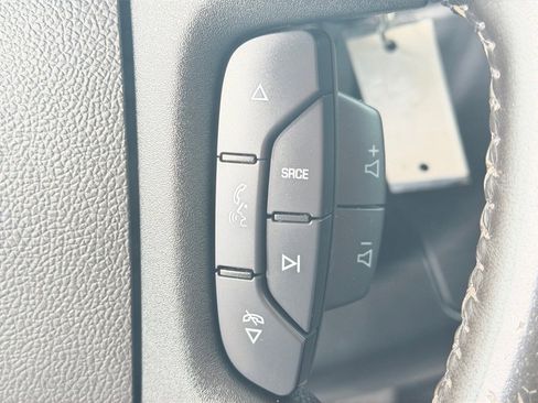 Used 2020 Chevrolet Express 2500 w/ Driver Convenience Package image 20