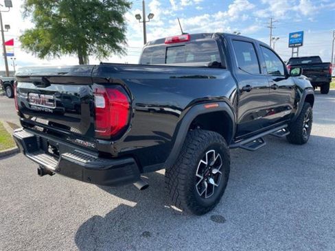 Used 2024 GMC Canyon AT4X image 7