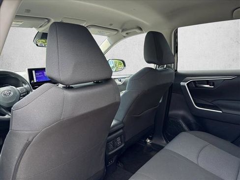 Certified 2025 Toyota RAV4 XLE FWD image 17