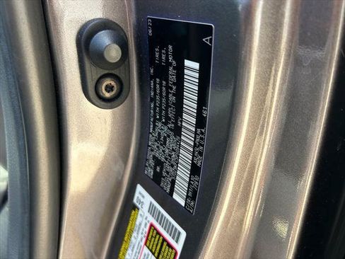 Certified 2023 Toyota Sienna Limited AWD/4WD image 10
