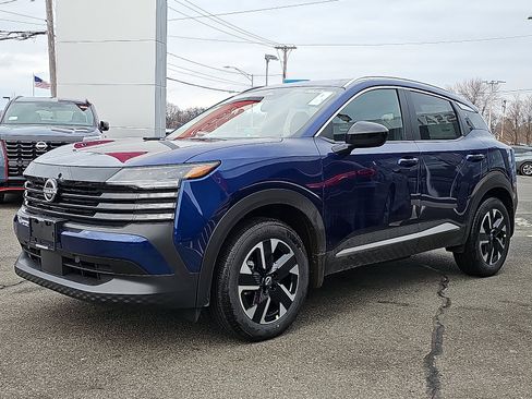 New 2026 Nissan Kicks SV w/ SV Premium Package image 2