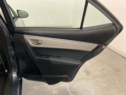 Used 2014 Toyota Corolla L image 24