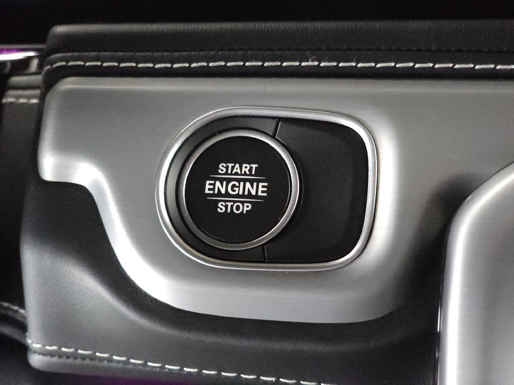 Used 2024 Mercedes-Benz G 550 image 17