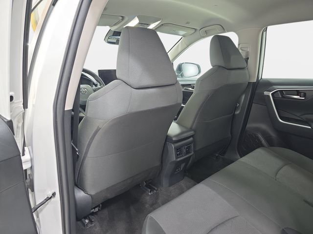 Certified 2025 Toyota RAV4 XLE AWD/4WD image 10