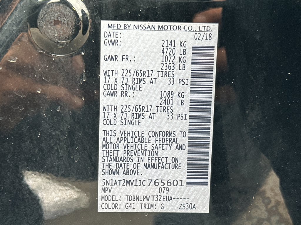 Used 2018 Nissan Rogue S AWD/4WD image 36