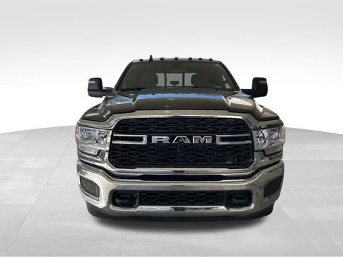 Used 2023 RAM 3500 Tradesman image 10