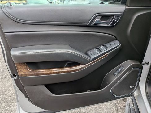 Used 2018 Chevrolet Tahoe LT image 11