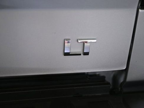 Used 2018 Chevrolet Silverado 1500 LT w/ LT Eassist Package image 11