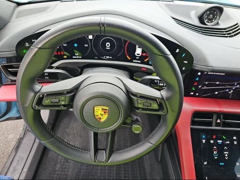 Used 2022 Porsche Taycan 4 Cross Turismo image 11