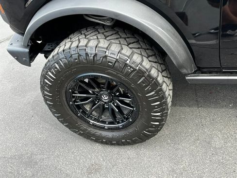 Used 2024 Ford Bronco Badlands AWD/4WD image 14
