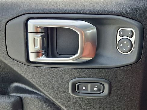 New 2026 Jeep Gladiator Sport AWD/4WD image 24