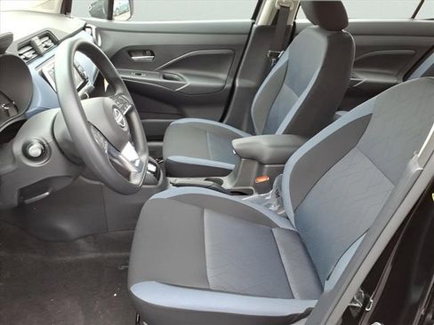Certified 2025 Nissan Versa SV w/ Trunk Package FWD image 11