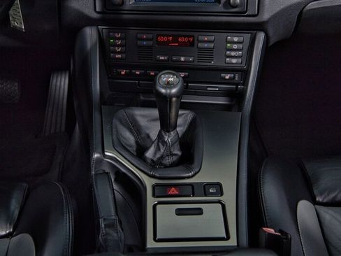 Used 2002 BMW M5 RWD image 29