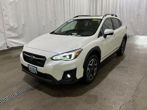 Used 2020 Subaru Crosstrek 2.0i Limited w/ Moonroof Package w/Navigation AWD/4WD image 8