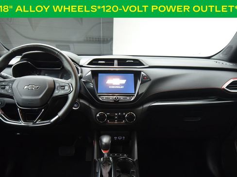Used 2023 Chevrolet TrailBlazer RS w/ Convenience Package FWD image 4