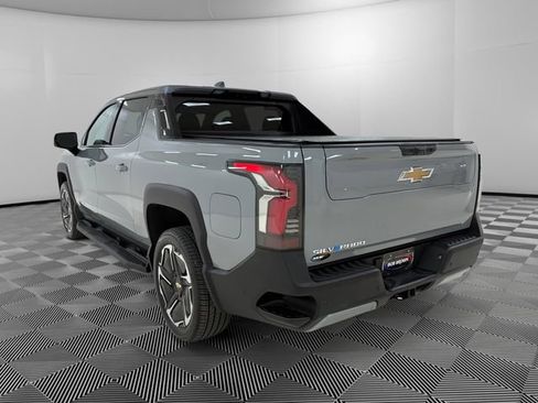 Certified 2026 Chevrolet Silverado EV LT AWD/4WD image 3