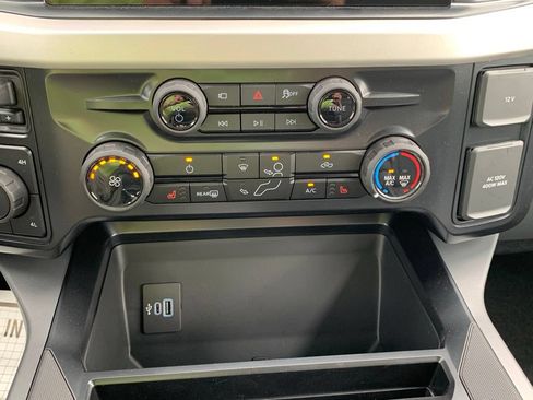 New 2026 Ford F250 XLT w/ XLT Premium Package AWD/4WD image 16