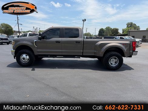 Used 2019 Ford F350 XL w/ Power Equipment Group AWD/4WD image 1